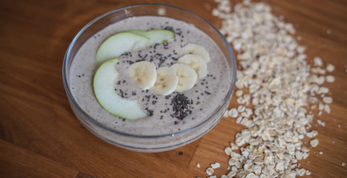 hrušková smoothie bowl